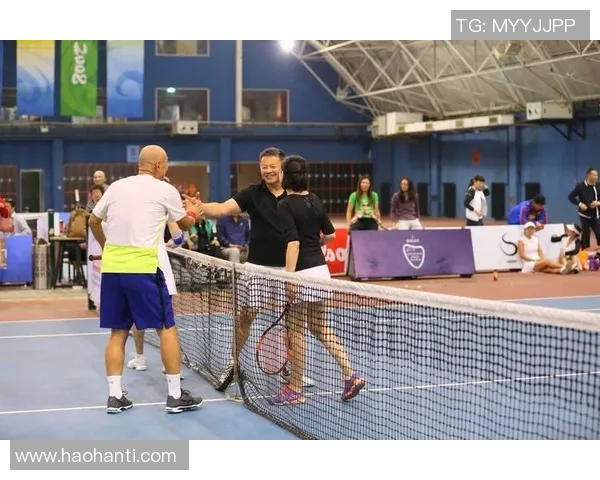 赛后分析杭州网球队与深圳网球队战术对决的精彩瞬间与启示
